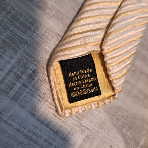 Donald J Trump Signature Collection Silk Tie Red White & Blue Lot of 2 58” & 59” - Picture 5 of 12